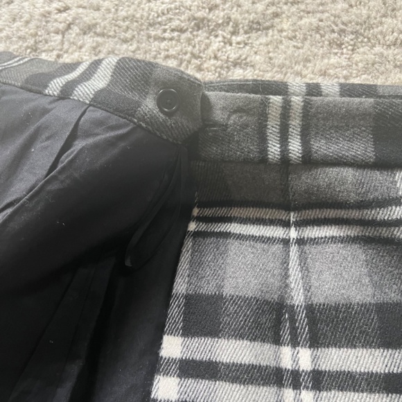 MO & Co wool Skirt Size Xs - Picture 7 of 9